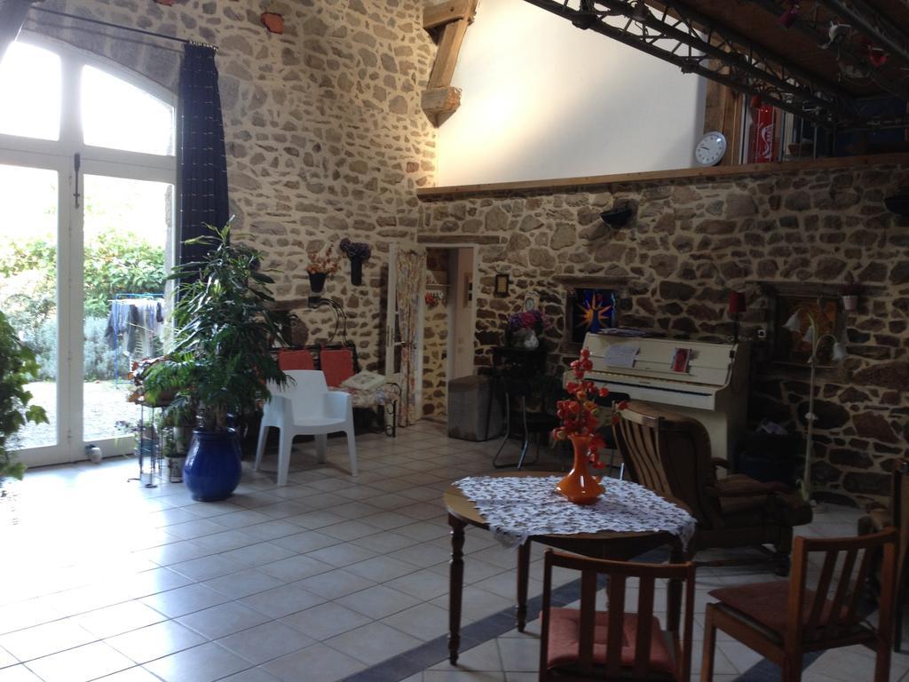 Le Pigeonnier De Quarré Bed and Breakfast Buitenkant foto