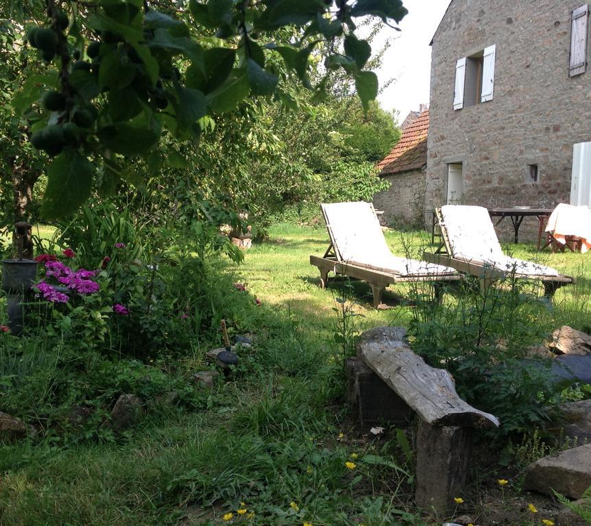 Le Pigeonnier De Quarré Bed and Breakfast Buitenkant foto