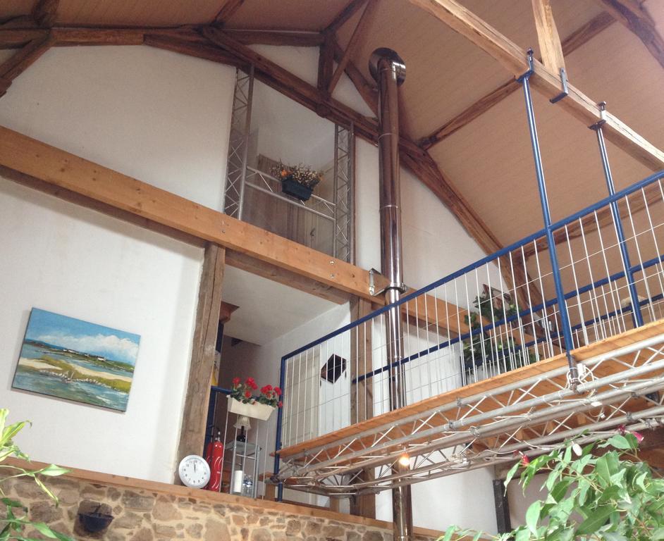 Le Pigeonnier De Quarré Bed and Breakfast Buitenkant foto