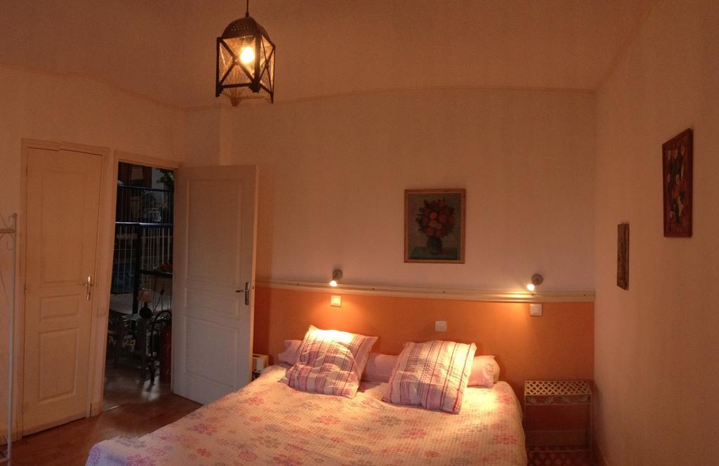 Le Pigeonnier De Quarré Bed and Breakfast Kamer foto